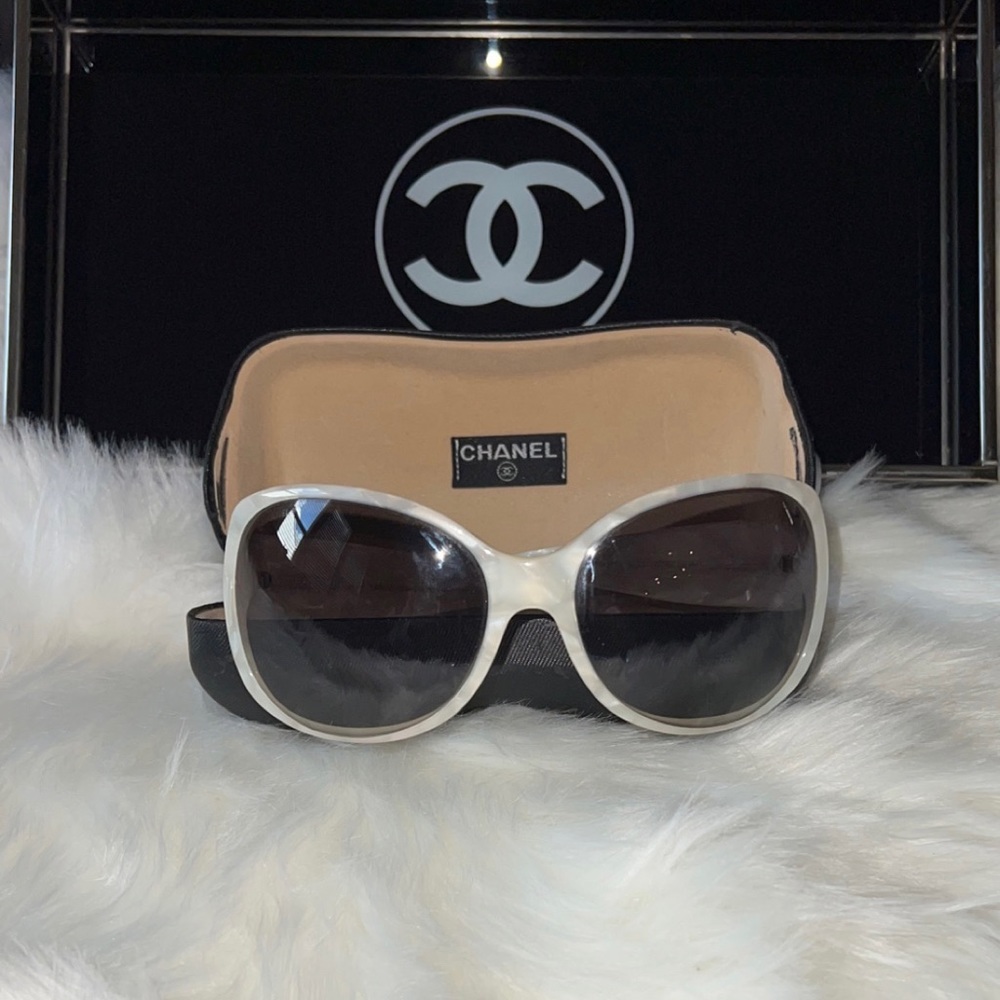 Authentic hard to find Chanel sunglasses Chanel 5150B Sunglasses